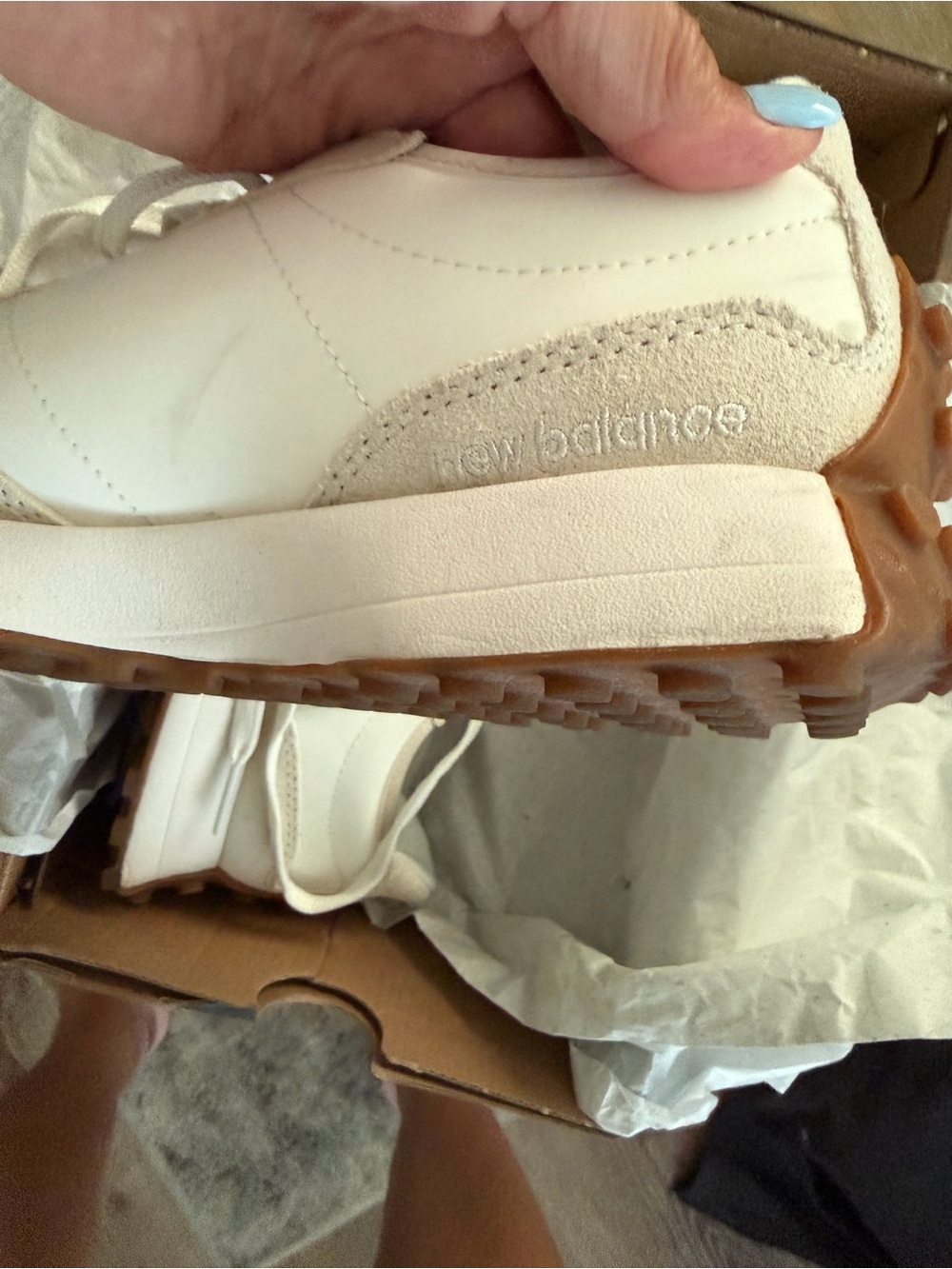 Wmns New Balance 327 size9 in beige & white - Picture 11 of 11